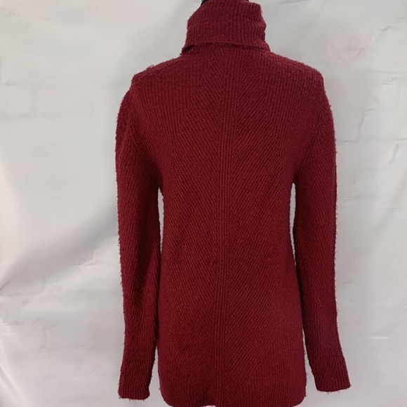 Nordstrom’s Sweet Romeo knit turtle neck sweater - Picture 4 of 8